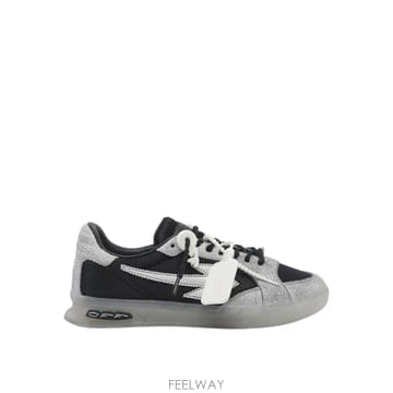 Off White �δ��� Off-White ����ȭ��Ʈ ���� ����Ŀ���δ��� Off-White ����ȭ��Ʈ ���� ����Ŀ��