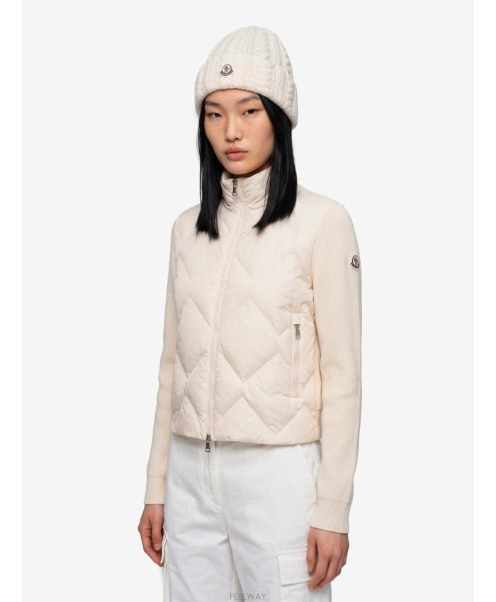 Moncler 26FW ��Ŭ���� ��ġ�ΰ� �е� �ٿ� ���� [M] L2093 9B00041 M4281 03526FW ��Ŭ���� ��ġ�ΰ� �е� �ٿ� ���� [M] L2093 9B0004