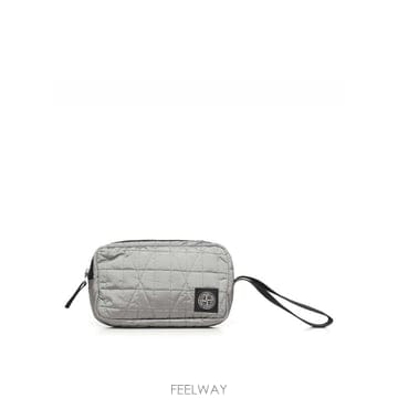 Stone Island 26SS ������Ϸ��� Metallic Nylon Ŭ��ġ With �ΰ� K2S159200017S0255V00626SS ������Ϸ��� Metallic Nylon Ŭ��ġ With �ΰ� K2S1