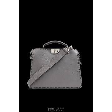 FENDI 25SS Fendi Peekaboo ISeeU ���� �ڵ�� 7VA530ARK0F0FDY TP57240957325SS Fendi Peekaboo ISeeU ���� �ڵ�� 7VA530ARK0F0FDY 