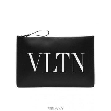Valentino 21FW Valentino ���� Ŭ��ġ QY0P0483LVN0NO TP57924209321FW Valentino ���� Ŭ��ġ QY0P0483LVN0NO TP579242093