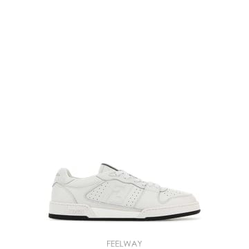 FENDI 26FW ��� ����Ŀ�� 7E1971B17V F1XJV White26FW ��� ����Ŀ�� 7E1971B17V F1XJV White