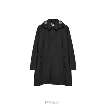버버리 26SS BARNBURY 트렌치코트 블랙 8119338