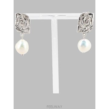 | Other Brand | 26FW ���״� ��Ʈ�� ���� earrings 450726RHODIUMSILVER TP57953255226FW ���״� ��Ʈ�� ���� earrings 450726RHODIUMSILVER T