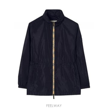 26FW Burberry 쇼트 Nylon Blackpool 파카 8130388 TP580935656
