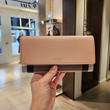 Burberry ������ NEW HALTON üũ �ͽ� ������ ��ũ 81216881������ NEW HALTON üũ �ͽ� ������ ��ũ 81216881