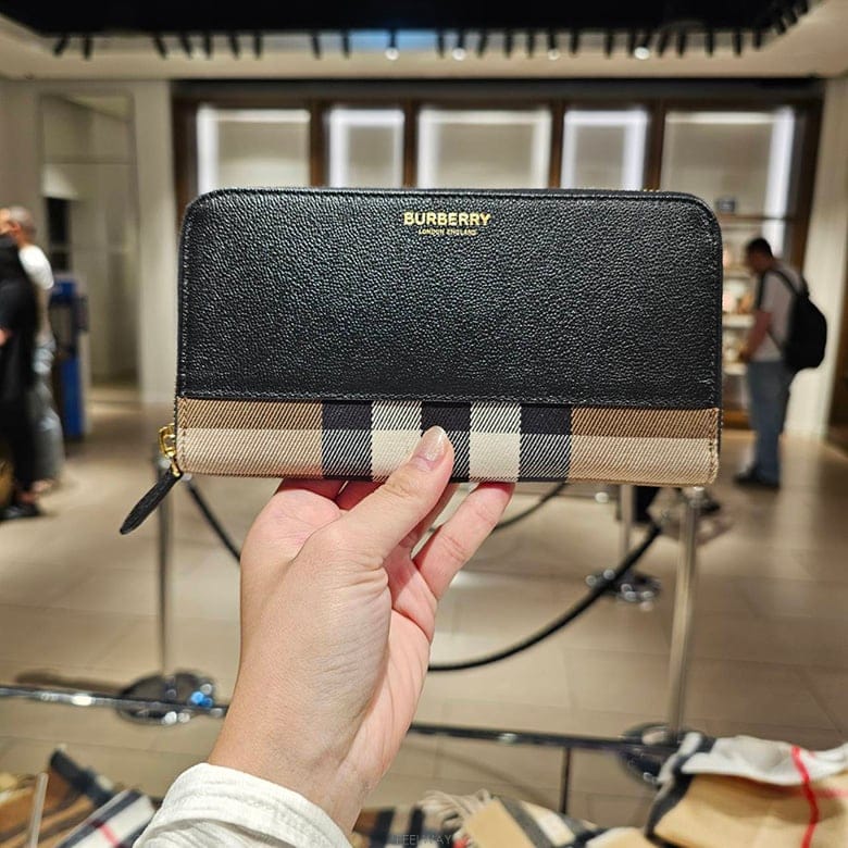 Burberry ������ ���� üũ �ͽ� ���� ������ ���� 81207581������ ���� üũ �ͽ� ���� ������ ���� 81207581