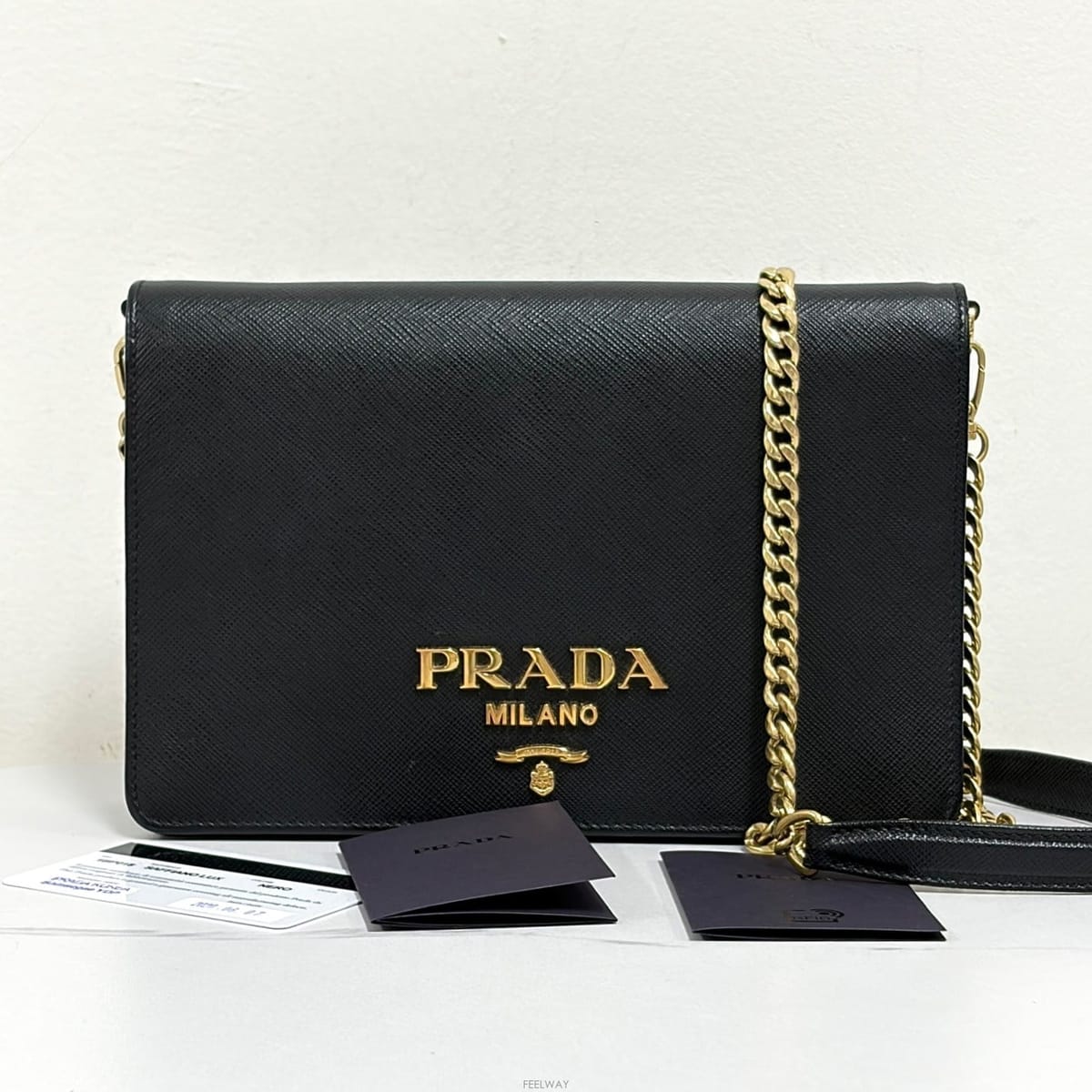 PRADA ����� ���ǾƳ� �ΰ� ü�� ũ�ν��� ���� (1BP018)����� ���ǾƳ� �ΰ� ü�� ũ�ν��� ���� (1BP018)