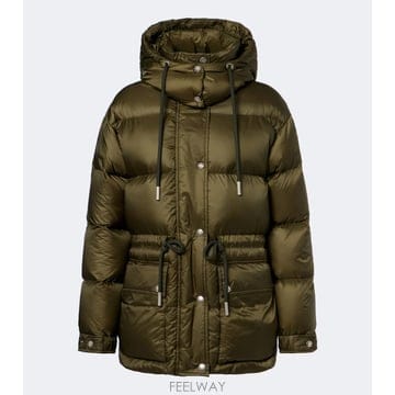 Moncler 26 FW ��Ŭ���� Sesie �ٿ� ��Ŷ TP58117264926 FW ��Ŭ���� Sesie �ٿ� ��Ŷ TP581172649