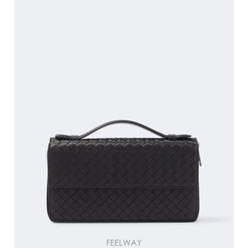 Bottega Veneta 26 FW ���װ� ����Ÿ ��Ʈ��ġ���� ���� �Ŀ�ġ TP58118585626 FW ���װ� ����Ÿ ��Ʈ��ġ���� ���� �Ŀ�ġ TP5811858