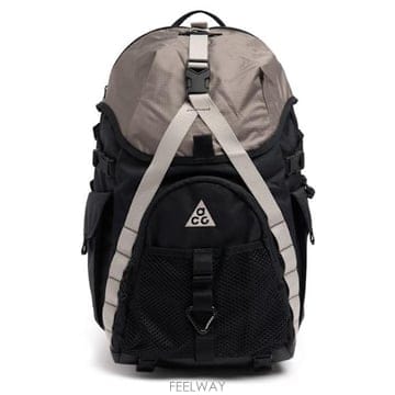 Nike 26 FW ����Ű ���� Backpack with side pockets and flap 83I XTS00526 FW ����Ű ���� Backpack with side pockets and flap 