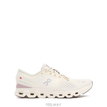26 FW 여성 Cloud X 4 스니커즈 TP724679380