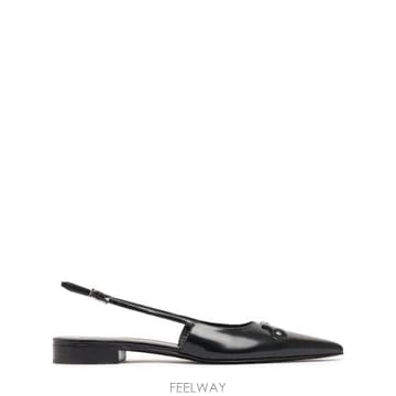 Marni 26 FW ������ ���� Low shoes with ankle strap 82I 81K002 TP724686326 FW ������ ���� Low shoes with ankle strap 82I 81K00
