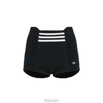 Adidas 26 FW �Ƶ�ٽ� ���� High waisted shorts with stripes 82I 0N6089 TP26 FW �Ƶ�ٽ� ���� High waisted shorts with stripes 8
