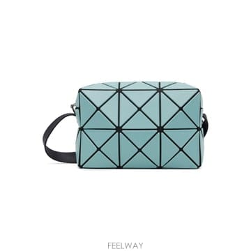 Bao Bao Issey Miyake 블루 큐보이드 숄더백 BB68AG661 TP876843145