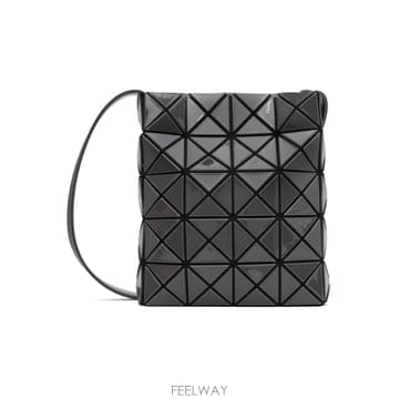 Issey Miyake Bao Bao Issey Miyake �׷��� ������ �۷ν� ����� BB68AG526 TP876843554Bao Bao Issey Miyake �׷��� ������ �۷ν� ����� BB68A