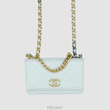 CHANEL [�Ƹ�����]���� 19 ü�� ���� ũ�ν��� WOC AP0957[�Ƹ�����]���� 19 ü�� ���� ũ�ν��� WOC AP0957