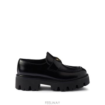 PRADA 26FW ����� MOCASSINI IN PELLE SPAZZOLATA 1D185OFB050055F0002 T26FW ����� MOCASSINI IN PELLE SPAZZOLATA 1D185OFB0500