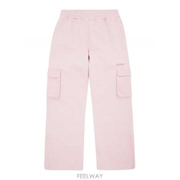 25FW Off 화이트 Arrow Studs Cargo Pant OGCH00CF25FLE0013B07 TP5