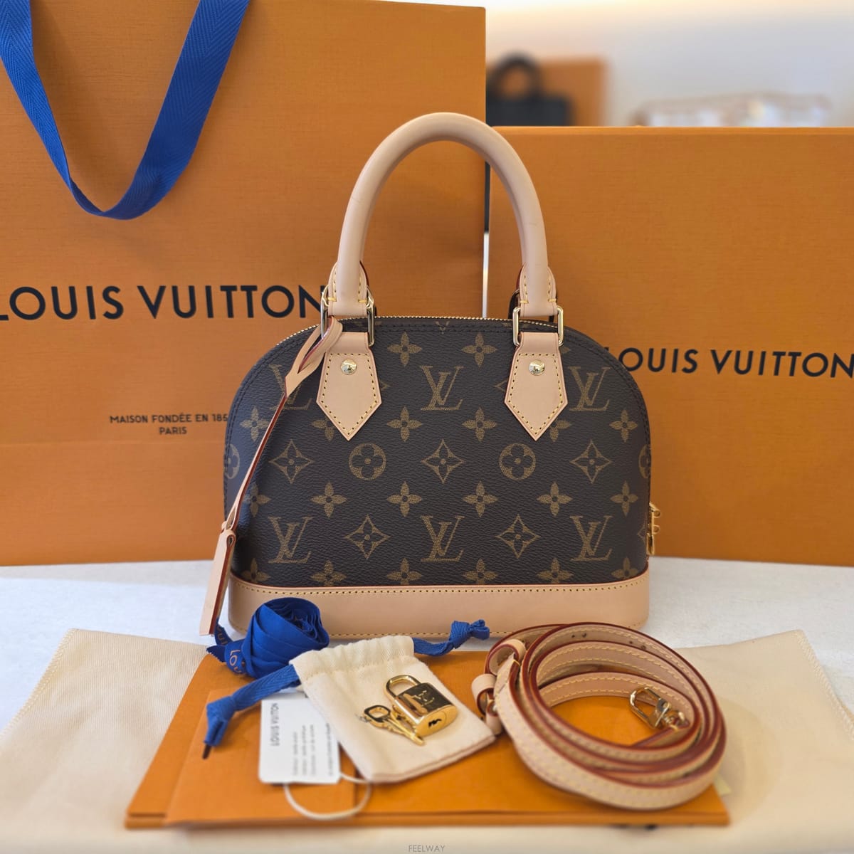 Louis Vuitton ���̺��� �˸�BB���̺��� �˸�BB