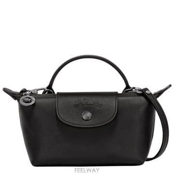 LONGCHAMP Compact 백 in synthetic 레더  Features an adjustable 