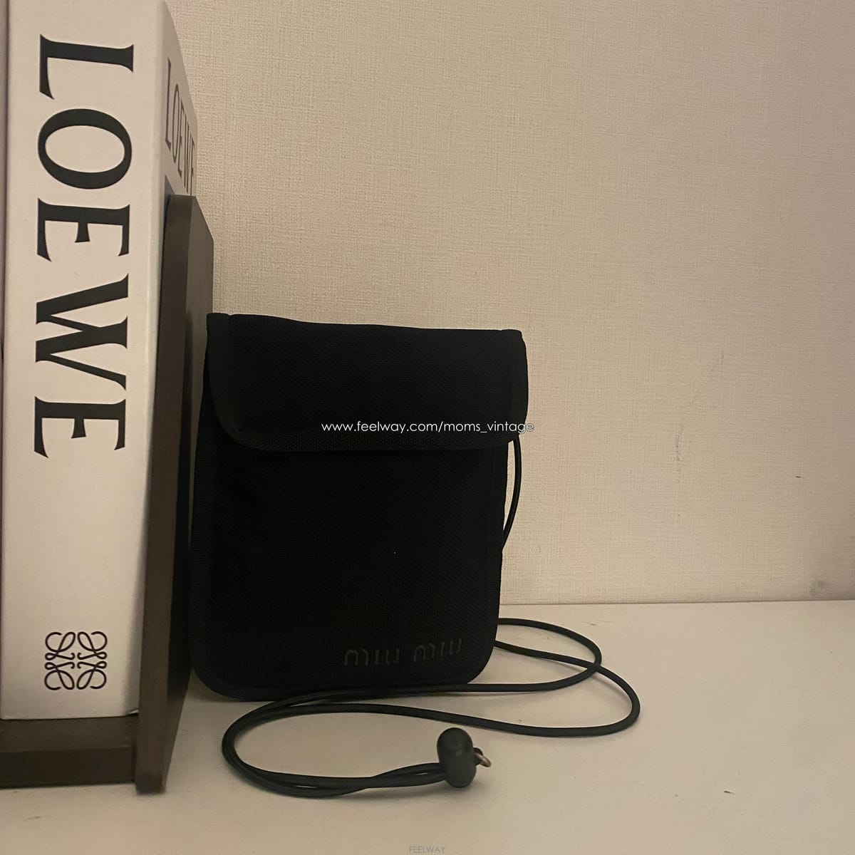 Miu Miu MIU MIU / ��Ƽ�� �̿�̿� ��ũ���� ��ī�̺� ���� �޽� �̴� ����� / ũ�ν���MIU MIU / ��Ƽ�� �̿�̿� ��ũ���� ��ī�̺� ���� �޽� 