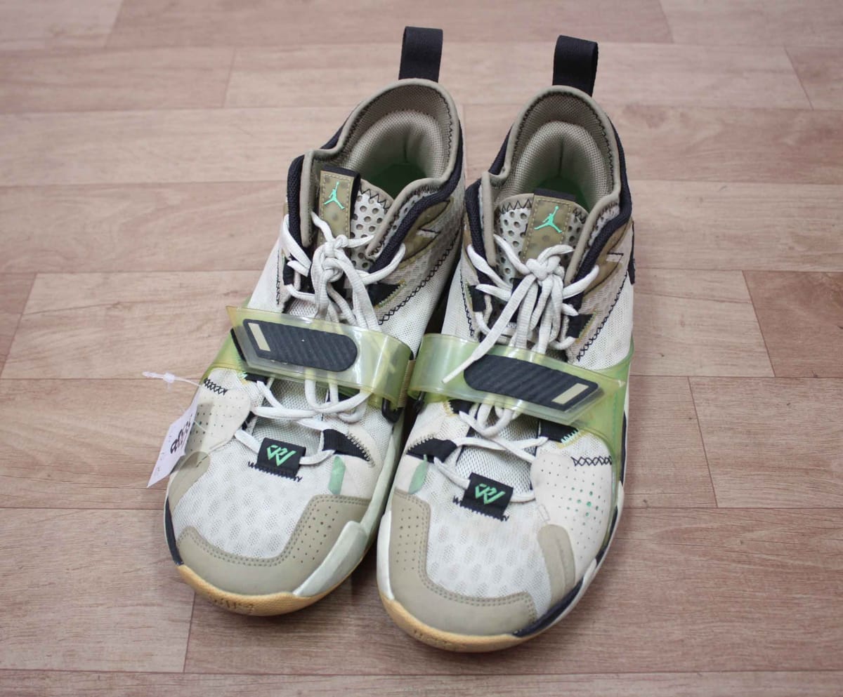 Nike ��ȫ����/S-2380/����Ű ���� ��ǰ ������ ���̳� ���� �ȭ 300��ȫ����/S-2380/����Ű ���� ��ǰ ������ ���̳� ���� ��