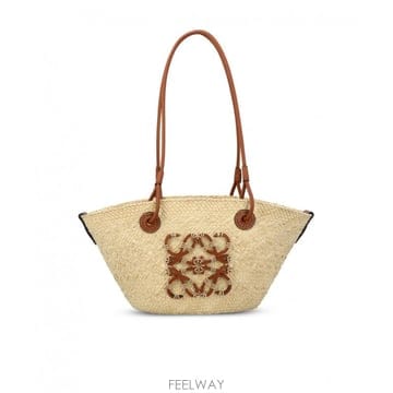 | Other Brand | 26FW Loewe X Paula s Ibiza ���� messenger �� AABKP65X032435 TP526FW Loewe X Paula s Ibiza ���� messenger �� AABKP65X0
