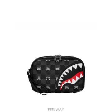 | Other Brand | 26SS Sprayground �׷��� Peeking Character üũ Toiletry Brick 91026SS Sprayground �׷��� Peeking Character üũ Toiletr