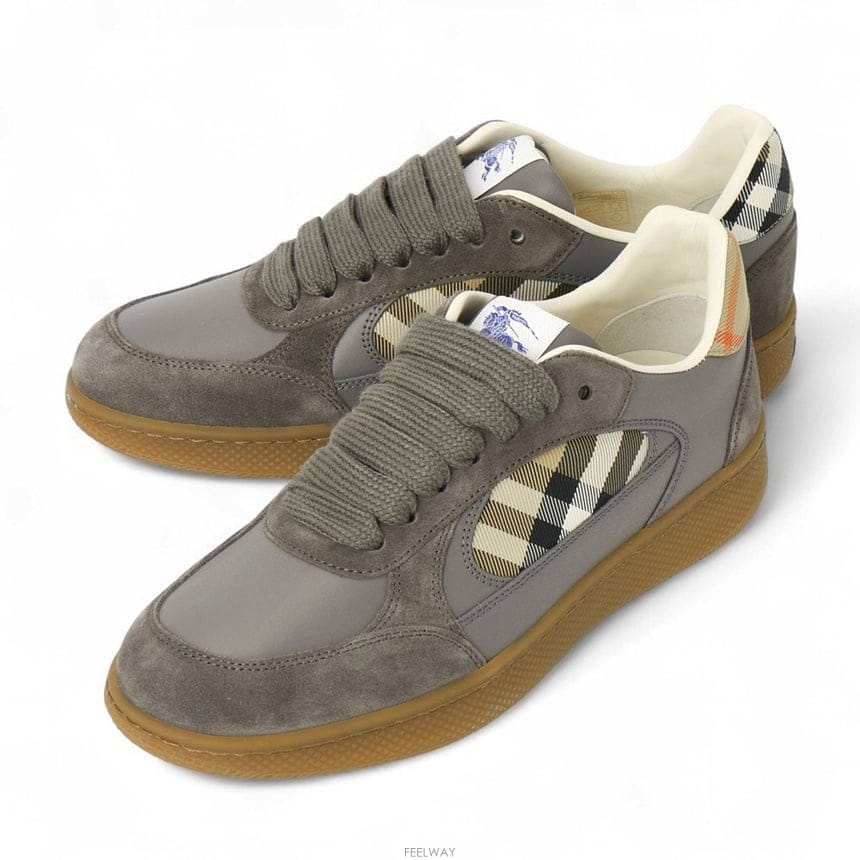 Burberry üũ �׶� ���� ����Ŀ�� 8127509üũ �׶� ���� ����Ŀ�� 8127509