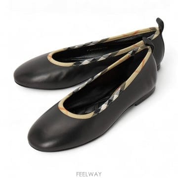 Burberry �κ� �߷����� ���� �÷����� 8128809�κ� �߷����� ���� �÷����� 8128809