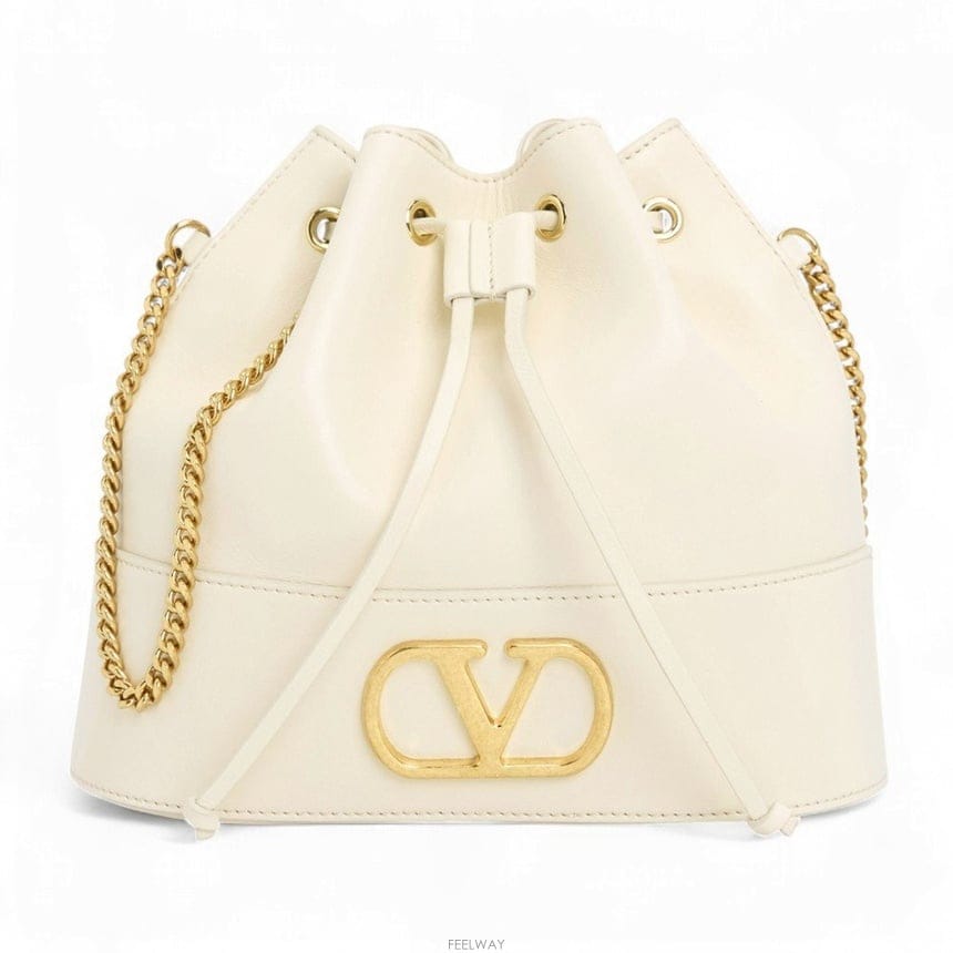 Valentino ���̷ΰ� �ñ״�ó ���� ü�� ��Ŷ�� 9W2P0T83AWD I16���̷ΰ� �ñ״�ó ���� ü�� ��Ŷ�� 9W2P0T83AWD I16