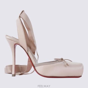 Christian Louboutin 26FW ũ����������� Cassia ���̽� �� 100 strappy pumps 1250498N295 TP5726FW ũ����������� Cassia ���̽� �� 100 strappy pumps