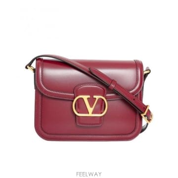 Valentino 25FW Valentino ���� messenger �� WB0R46UHFAFJ TP57819203425FW Valentino ���� messenger �� WB0R46UHFAFJ TP578192