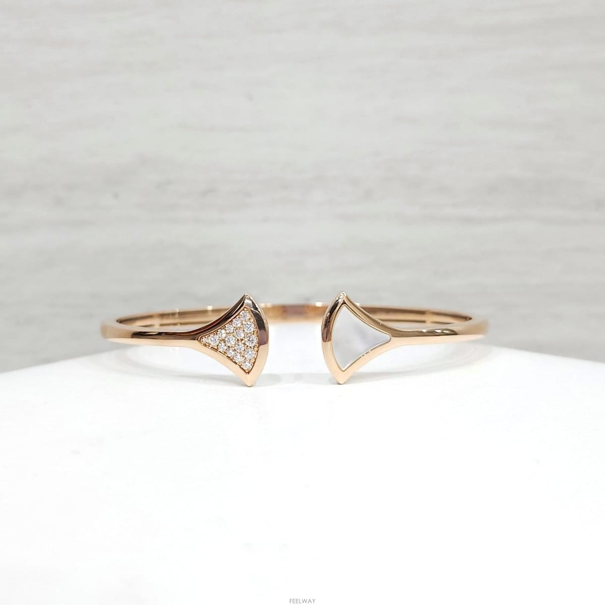 BVLGARI [������] �Ұ��� ���̾� ��ٽ��帲 ��� �극�̽��� M ���������� 18K ������ 356741[������] �Ұ��� ���̾� ��ٽ��帲 ��� �극�̽��� M ��