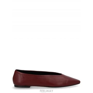 | Other Brand | Aeyde BALLERINA BETTY A11FLVALS08FL129SS25955007PORT TP57930Aeyde BALLERINA BETTY A11FLVALS08FL129SS25955007PORT T