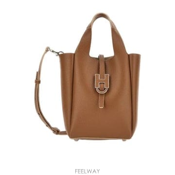 Hogan 26FW HOGAN ���� messenger �� KBW01XA0100QVD4068 TP58135149226FW HOGAN ���� messenger �� KBW01XA0100QVD4068 TP5813