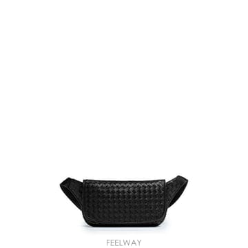 Bottega Veneta 26FW ���װ�����Ÿ ũ�ν��� 876334 BLACK26FW ���װ�����Ÿ ũ�ν��� 876334 BLACK