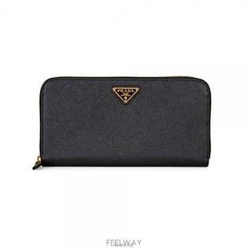 PRADA ����� 26SS ���ǾƳ� �ﰢ �ΰ� ������ ���� 1ML506 QHH F0002����� 26SS ���ǾƳ� �ﰢ �ΰ� ������ ���� 1ML506 QHH 