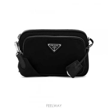 PRADA ����� 26SS �ﰢ�ΰ� �����Ϸ� �̴� ����� ���� 1BH226 R064 F0002����� 26SS �ﰢ�ΰ� �����Ϸ� �̴� ����� ���� 1BH226 