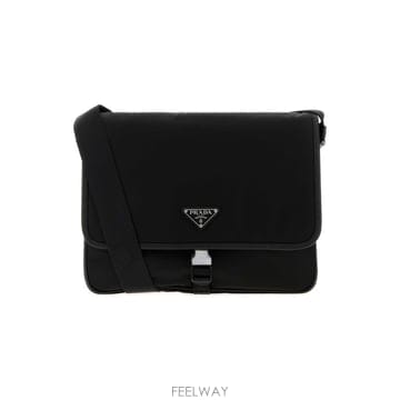PRADA ����� 26SS �ﰢ�ΰ� �����Ϸ� ����� ���� 2VD087 2DMH F0002����� 26SS �ﰢ�ΰ� �����Ϸ� ����� ���� 2VD087 2DMH 