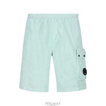 CP컴퍼니 26SS 렌즈 와펜 복서 숏 팬츠 미스티블루 20CMBW265A 006252G 804