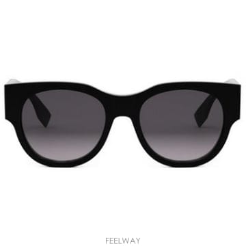 FENDI Fendi BAGUETTE FE40147I01B TP576485595Fendi BAGUETTE FE40147I01B TP576485595