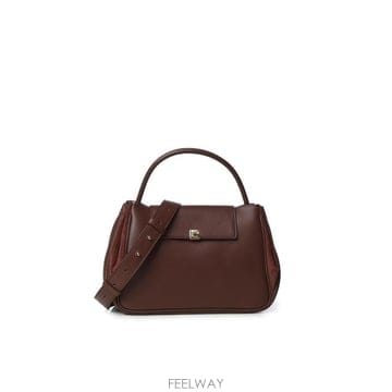 COCCINELLE 26FW ��ġ�ڸ� ���� E1V60180201 R49 BERRY26FW ��ġ�ڸ� ���� E1V60180201 R49 BERRY