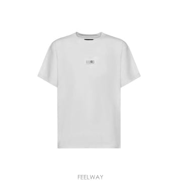 Maison Margiela �������������� 26SS MM6 �ΰ� ��ġ Ƽ���� ȭ��Ʈ SH0GC0032 M20170 101�������������� 26SS MM6 �ΰ� ��ġ Ƽ���� ȭ��Ʈ SH0GC0