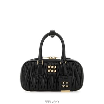 Miu Miu 26FW �̿�̿� ��Ʈ�� 5BP088AN88 F0002 Black26FW �̿�̿� ��Ʈ�� 5BP088AN88 F0002 Black
