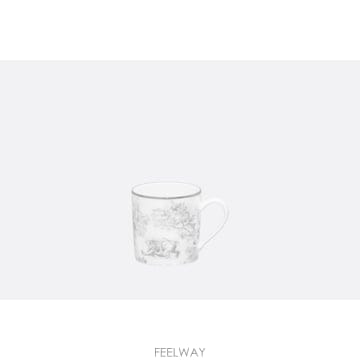 DIOR 22SS ũ����î  �ƿ����� water bottles ���� �� HYJ02JTC0UC800 TP5772950822SS ũ����î  �ƿ����� water bottles ���� �� HYJ02JTC