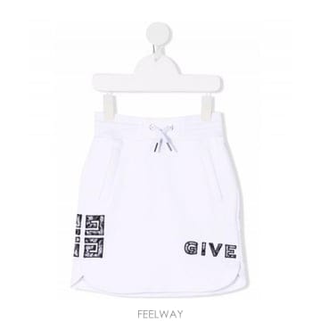 Givenchy 22SS Givenchy ���� �巹�� H1316410B TP57841395422SS Givenchy ���� �巹�� H1316410B TP578413954