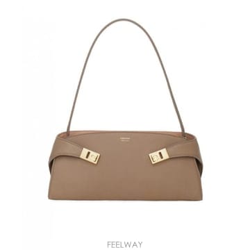 Ferragamo 26FW ����䷹ ��󰡸� ���� messenger �� 21A712796600 TP57953453326FW ����䷹ ��󰡸� ���� messenger �� 21A712796600 