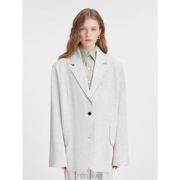 Jacquemus 25SS ��ũ����  Titolo  �̱� breasted �������� 241JA0541545910 TP58112225SS ��ũ����  Titolo  �̱� breasted �������� 241JA054